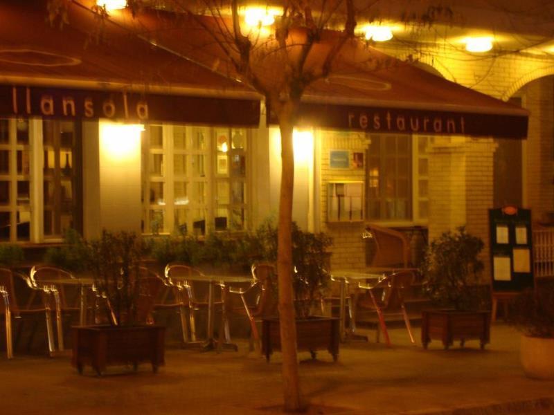 Hotel Restaurant Llansola Sant Carlos de la Ràpita Esterno foto
